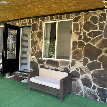 Borjomi Veranda Luaran gambar