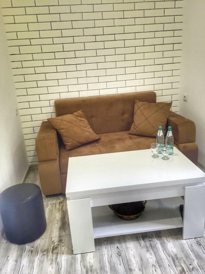 Borjomi Veranda Luaran gambar