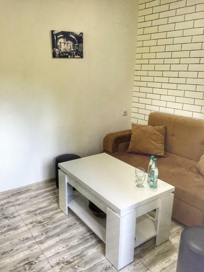 Borjomi Veranda Luaran gambar